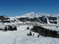 la station au pied du mont blanc